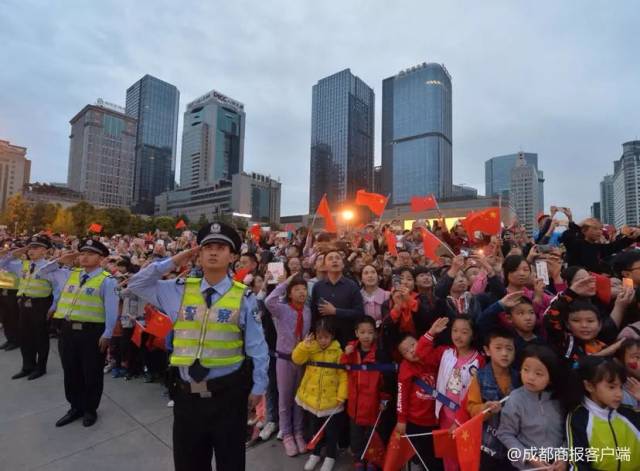 萨克拉门托国王训练开放日；清晨强势反弹引欢呼；全明星赛在即；资深球员宣示担当的简单介绍