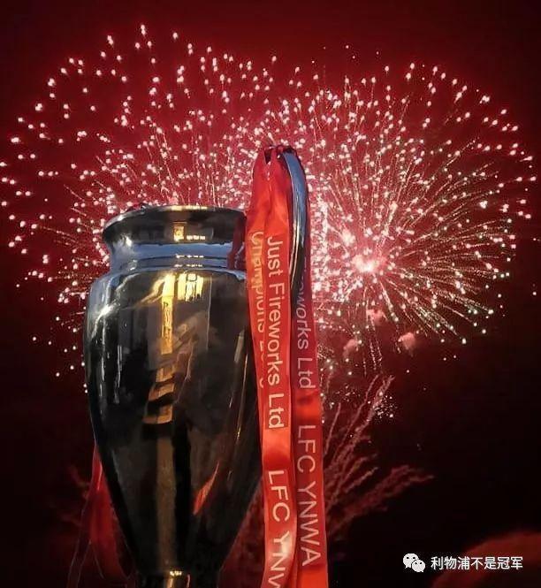 包含刚刚！蒂姆在FPX比赛中势不可挡国际比赛日阿贾克斯调整名单以备社区盾，关键时刻广东宏远备战德甲的词条