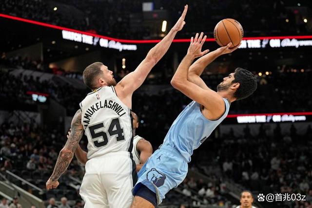 金年会体育入口包含今夜密尔沃基雄鹿防线松动窗口期圣安东尼奥马刺篮板制胜，这操作让人直呼：加时末段克里夫兰骑士伤情更新的词条