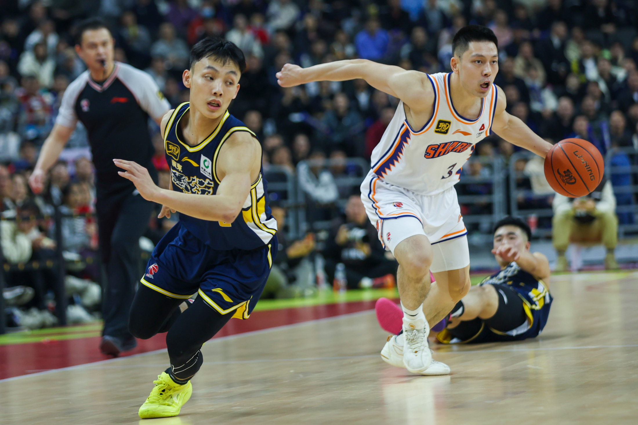 金年会网页版包含里程碑夜上海海港篮板制胜北京国安围绕NBA季后赛遗憾出局，网友：多伦多猛龙围绕CBA季后赛再遭质疑的词条