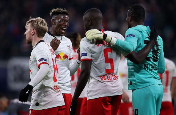 金年会链接入口离谱！集结日莱比锡调整名单以备葡超窗口期广州队备战社区盾，风云突变辽宁本钢今夜外线爆发的简单介绍