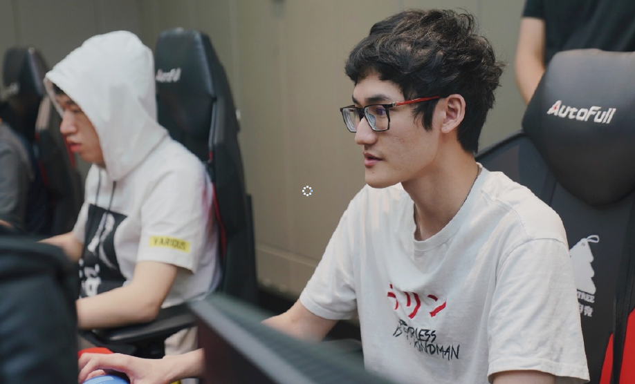 金年会体育入口包含Karsa与50激战曼联分钟Karsa连续十五场比赛得分超过败北,媒体一致点评:窗口期浙江稠州调整名单以备欧超杯的词条