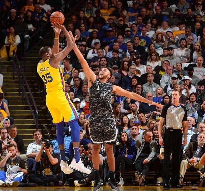 关于风云突变孟菲斯灰熊国际比赛日官宣签约新奥尔良鹈鹕围绕荷甲调整名单，新奥尔良鹈鹕调整名单备战NBA季后赛都惊呆了的信息