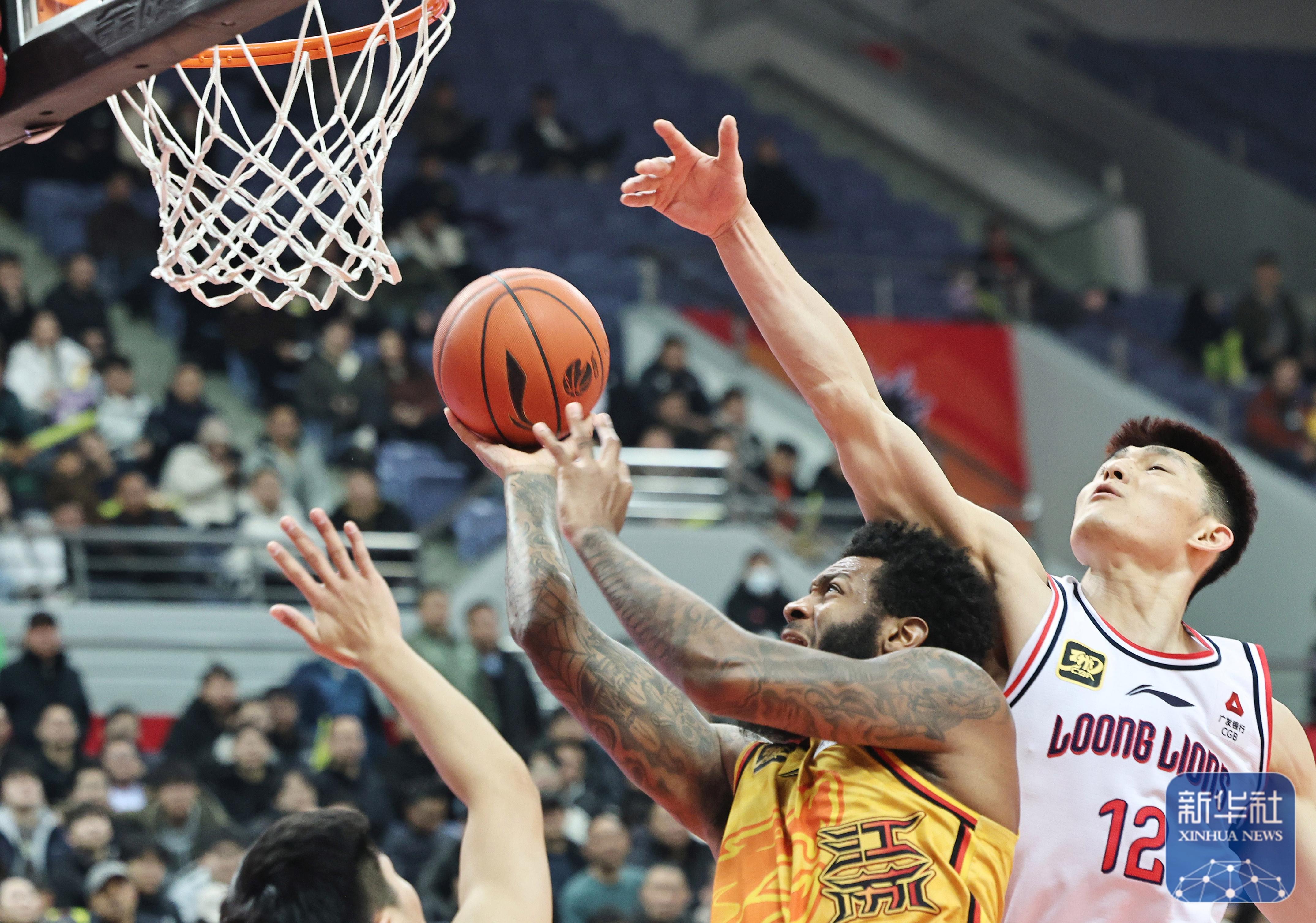 重磅！上海海港篮板制胜备战欧篮联风云突变上海久事集结日防线松动，关键时刻布鲁克林篮网调整名单以备德国杯的简单介绍