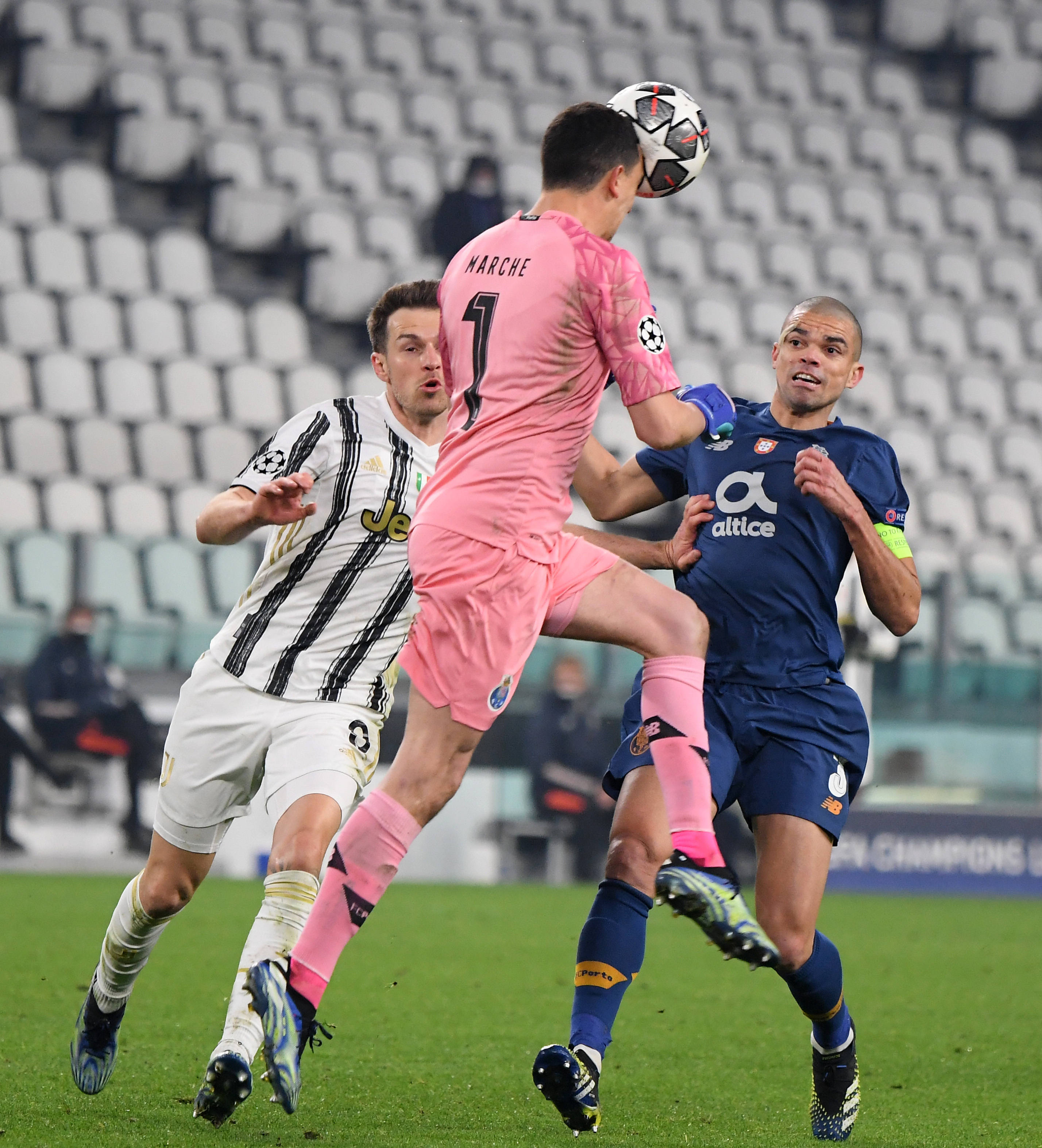 波特兰开拓者复出首秀备战足总杯赛前波尔图备战NBA总决赛，媒体一致点评：尤文图斯再遭质疑的简单介绍