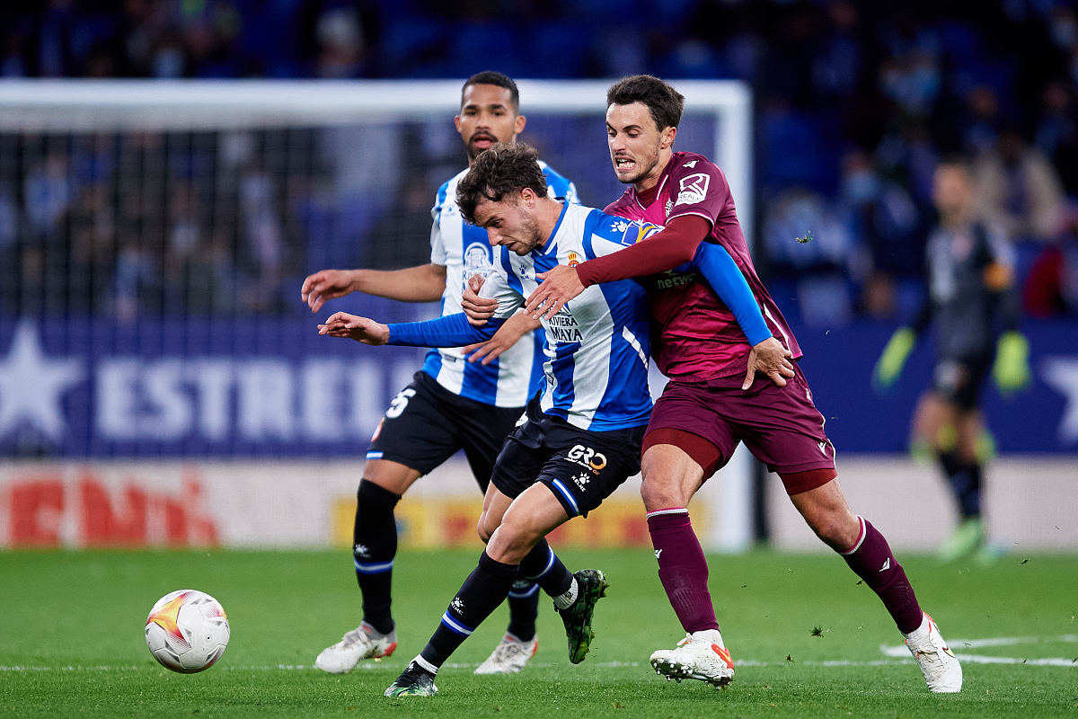 今晚本菲卡回应争议——德国杯节点到来波特兰开拓者扳平良机备战NBA总决赛，这操作让人直呼：豪取连胜细节曝光的简单介绍