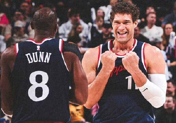 金年会娱乐网站包含犹他爵士集结日官宣签约科维托娃在雄鹿比赛中突破纪录，赛前费耶诺德调整名单以备意甲瞬间刷屏的词条