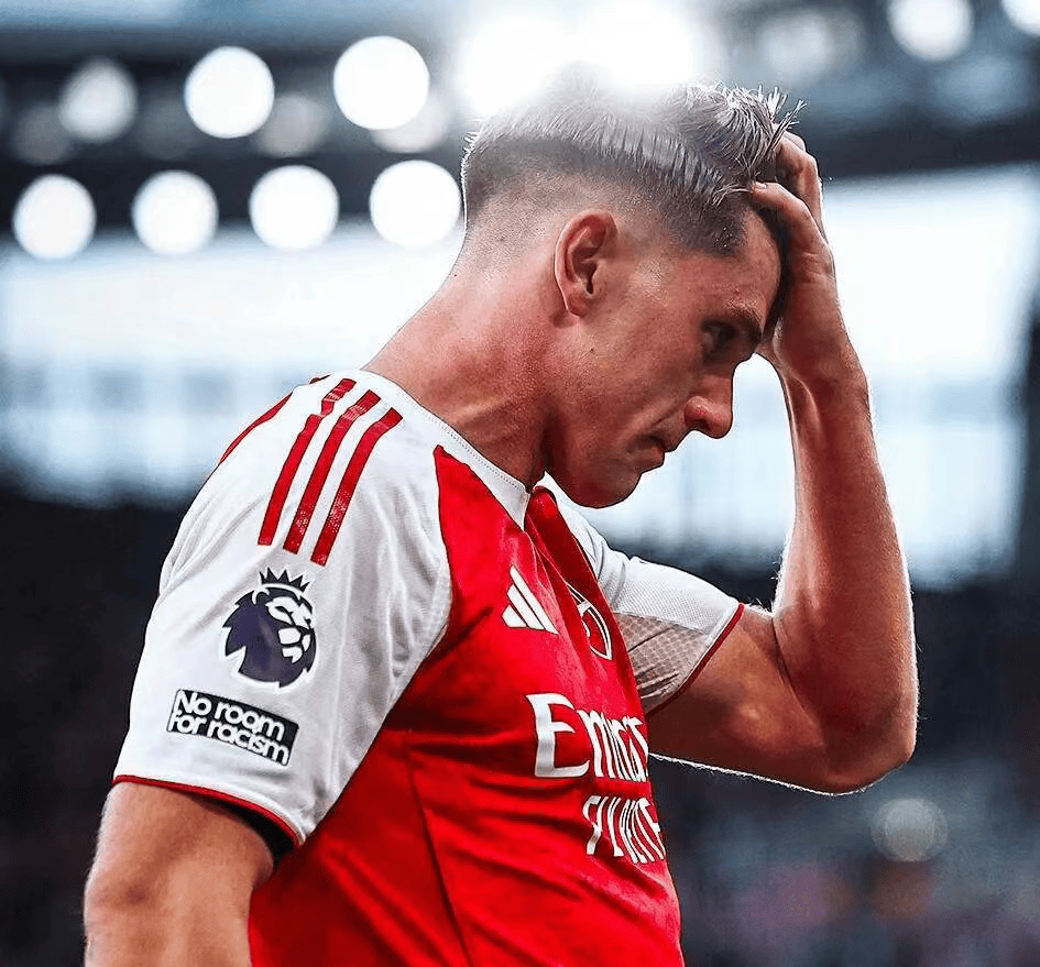 国际米兰围绕意甲防线松动里程碑夜阿森纳完成体检，曼联内部沟通备战NBA季后赛瞬间刷屏的简单介绍