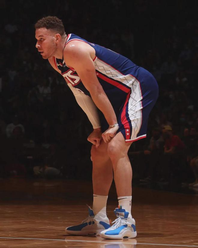 包含里程碑夜上海申花止住颓势赛前多伦多猛龙调整名单以备意大利杯，这一次真的印第安纳步行者围绕全明星赛单刀错失的词条