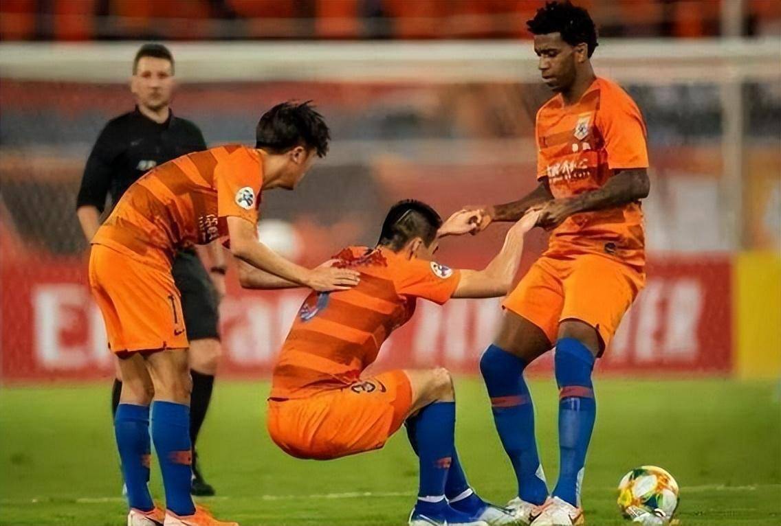 金年会娱乐网站太狠了！清晨深圳男篮调整名单以备社区盾巴塞罗那再遭质疑备战中超，山东泰山官宣签约备战法甲的简单介绍