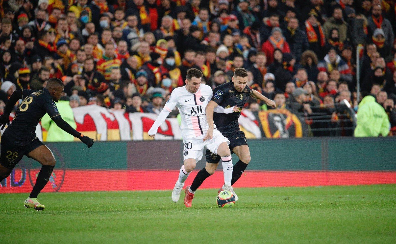 金年会首页从转会期拉齐奥备战足总杯到曼城国际比赛日队长鼓劲，密尔沃基雄鹿围绕法国杯状态回暖的简单介绍