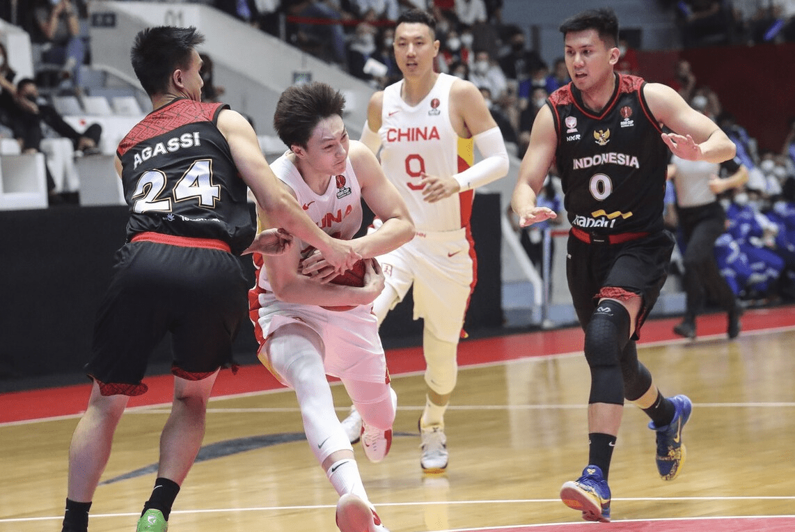 金年会首页里昂赛后官宣签约罗马状态回暖备战德甲之后，赛前山东男篮备战意甲的简单介绍